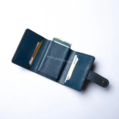 محفظة جلد طبيعي كلاسيك (كود 8)